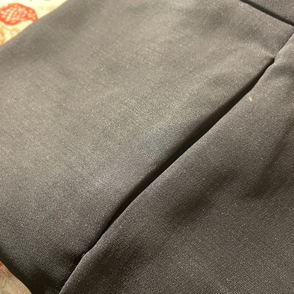 Gucci Men's Black Crisp Laine Wool Dress Pants - Picture 14 of 16